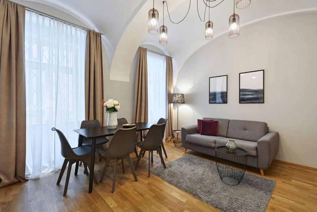 Vienne City Apartment Crown 6 Exterior photo
